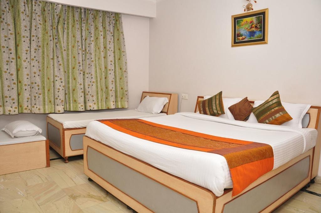 Hotel Mercury Inn By Sonachi Amritsar Quarto foto